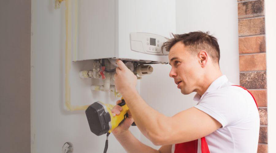 Local expert plumbing services in Uhrichsville, OH
